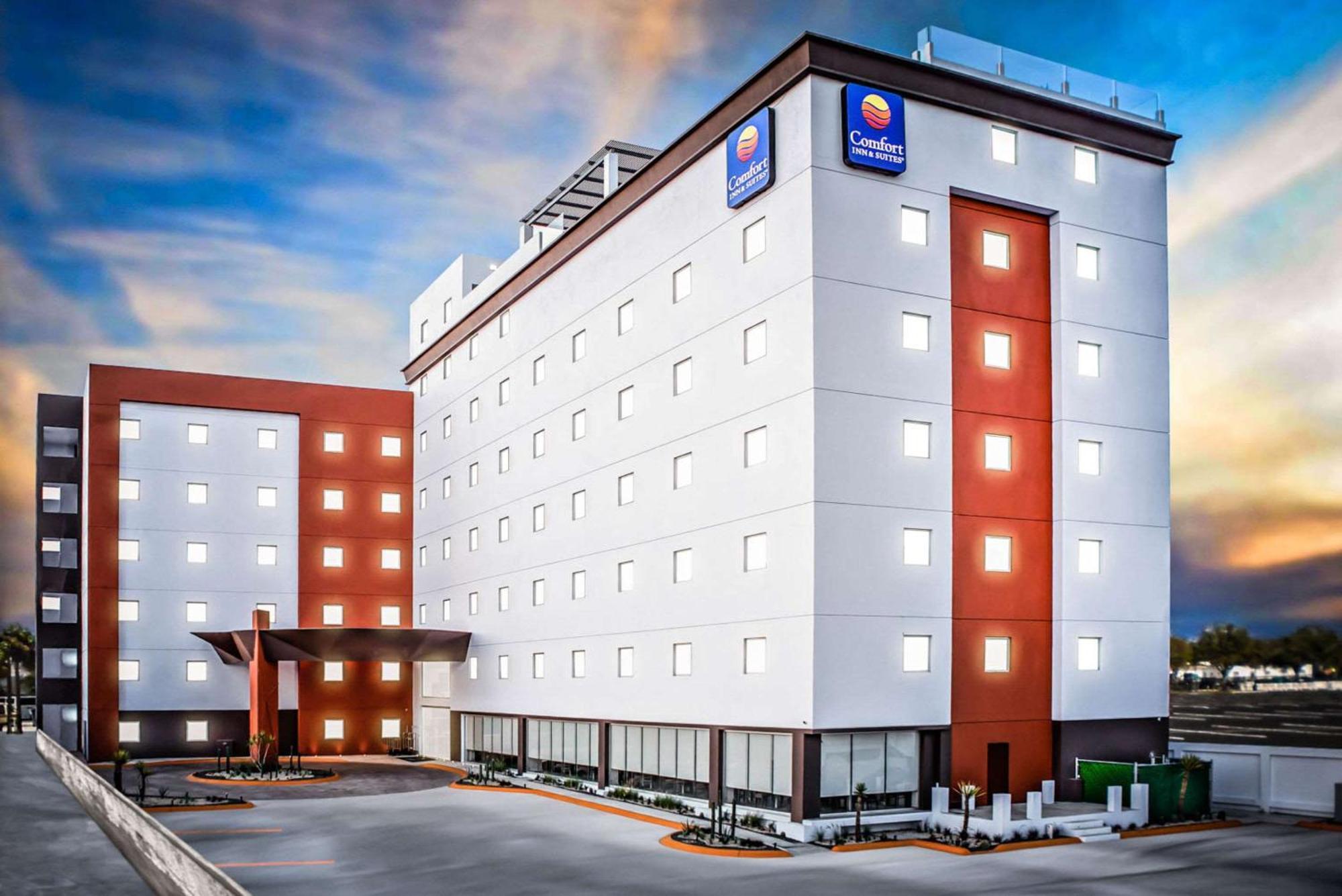 Comfort Inn & Suites Los Cabos Кабо Сан Лукас Екстериор снимка