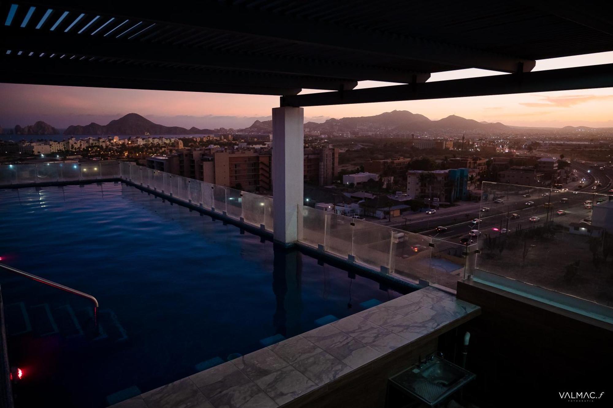 Comfort Inn & Suites Los Cabos Кабо Сан Лукас Екстериор снимка