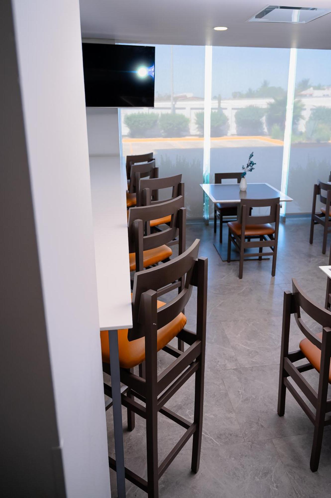 Comfort Inn & Suites Los Cabos Кабо Сан Лукас Екстериор снимка